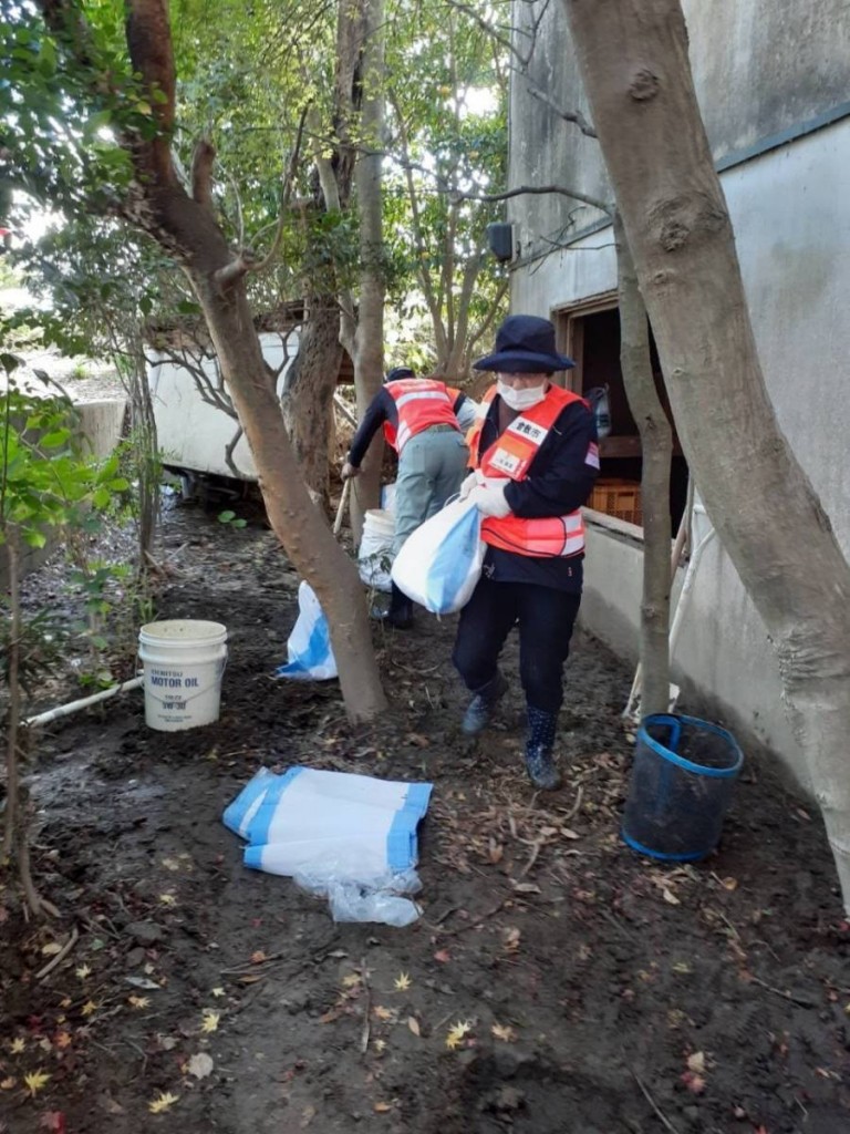 d9fa1802735bef7a3e24823ebaa8